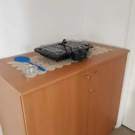 Dimitris House بيت للعطل