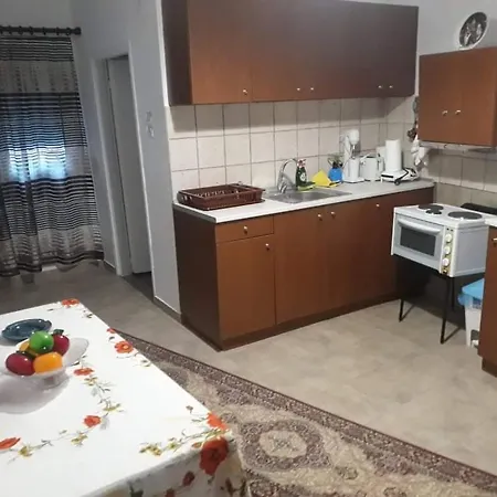 度假居 Dimitris House 卡兰巴卡